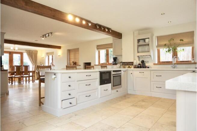 Kitchen/family Room