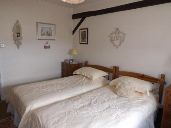 Bed 1