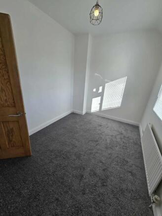 2nd bedroom