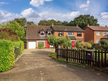 Stunning Detached Family Home in Tuttington Near Aylsham.
