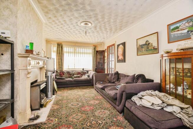 3 bed Semi-Detached for sale Image 6