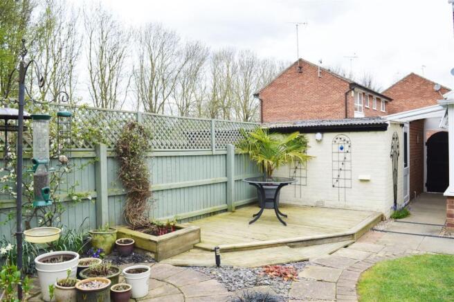GARDEN 3.jpg