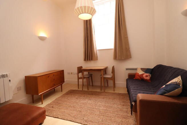 Photo 03