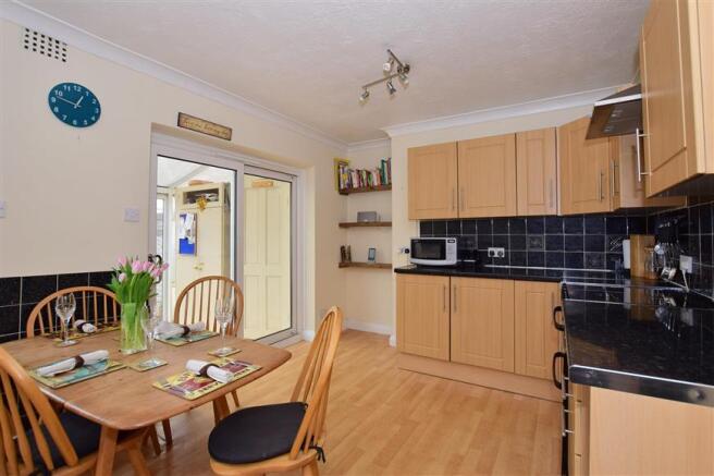 Kitchen/Dining Area