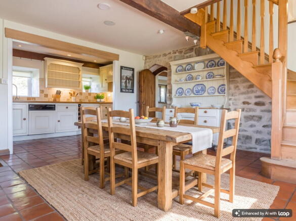 4 bed Detached for sale Image 9
