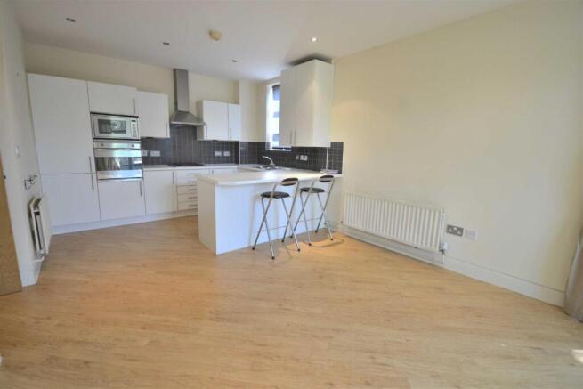 Lounge/Kitchen