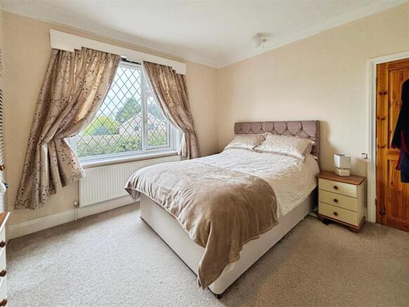 2 bed Semi-Detached for sale Image 9