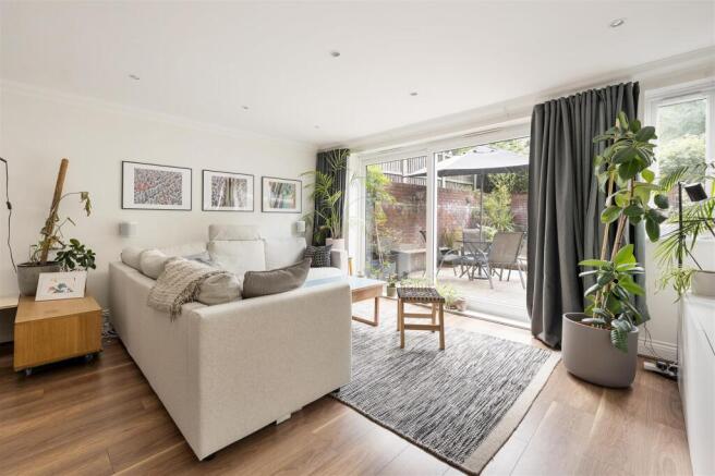 St Barnabas Road, IG8