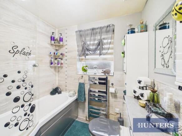 3 bed Semi-Detached for sale Image 11