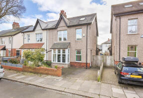 14, Elmfield Gardens, Gosforth, Newcastle Upon Tyne NE3 4XB