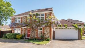 10, Manor Park, Staines-upon-thames TW18 4XE