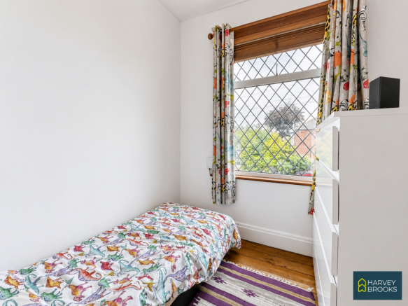 3 bed Semi-Detached for sale Image 10