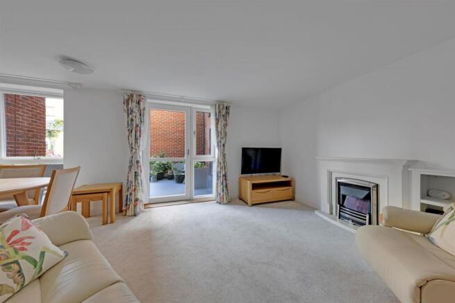 11-23a4PFMCS - 4 Holly Place-37-medium.jpg