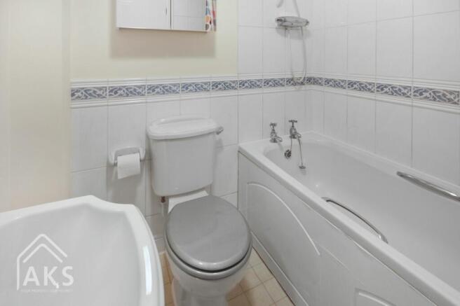 Photo 12