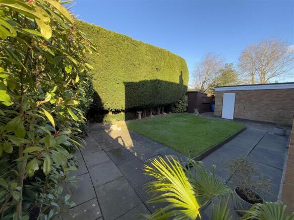 Garden B.JPG