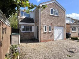7, Marten Close, Hampton Magna, Budbrooke CV35 8UD
