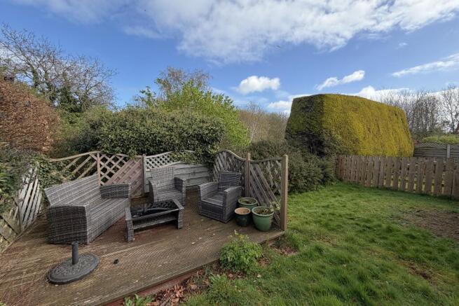 3 bed Semi-Detached for sale Image 4