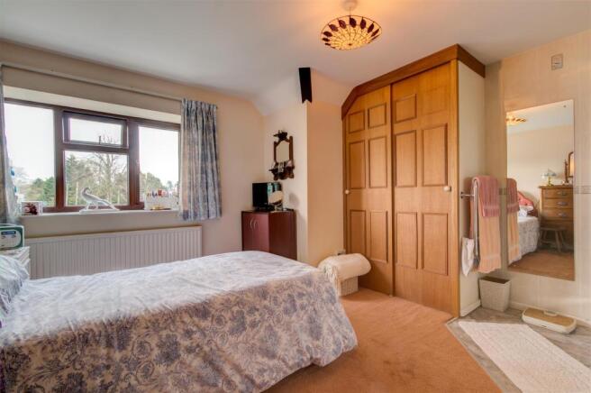 Bedroom2.jpg
