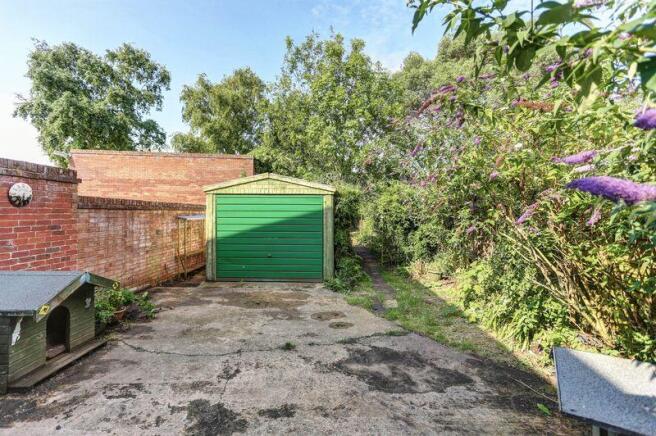 Garage & p...