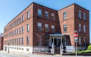 17, 6 Concorde House, Canal Street, Chester CH1 4FF