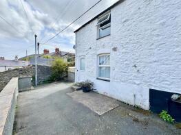 1, Maenan Terrace, Penmaenan, Penmaenmawr LL34 6NH