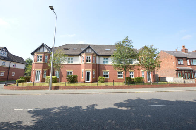 2 bed apartment for sale Wigan Road, Ashton-In-Ma
