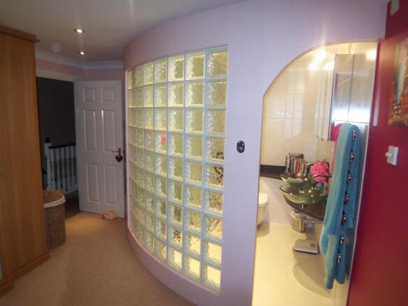 Ensuite to bed one