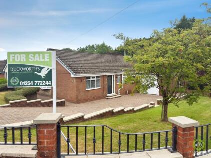 Earls Drive, Hoddlesden, BB3
