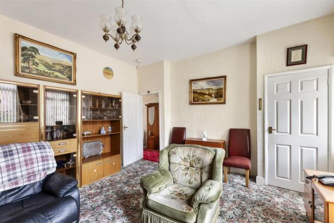 4 bed Terraced for sale Image 5