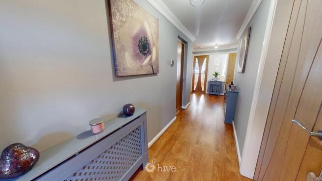 4 bed Detached for sale Image 10