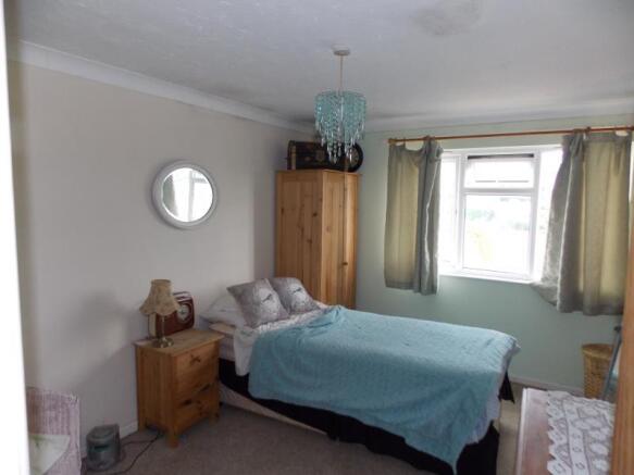 FOR SALE PL15 8LQ