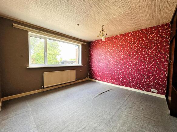 3 bed Detached Bungalow for sale Image 11