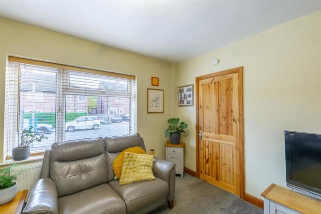 Lounge/Sitting Room