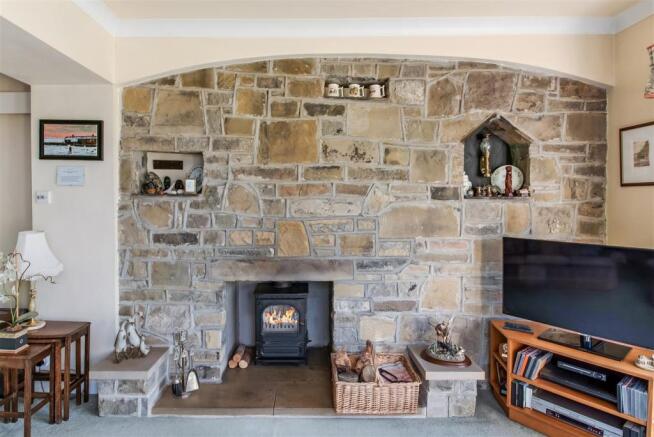 Fireplace.jpg