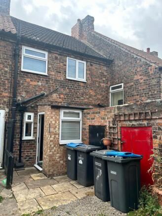 2 bed Terraced for sale Image 6