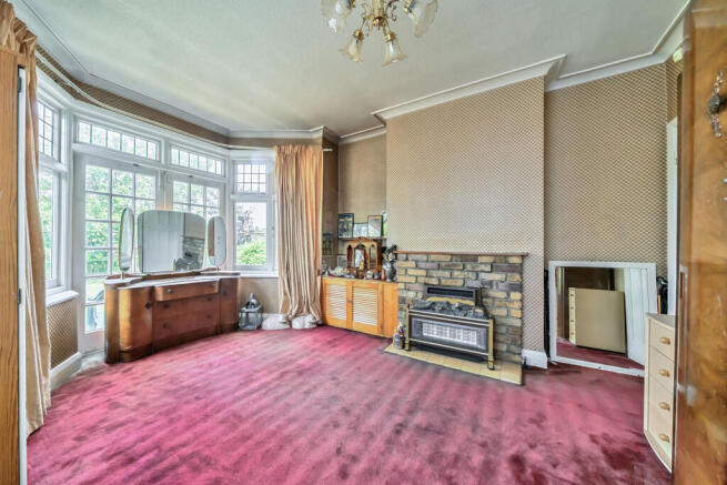 1296183-7-682c6f0...