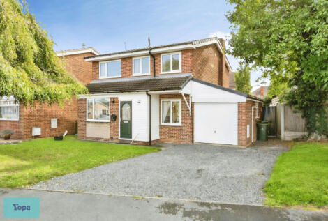 Harvey Close, Finningley, Doncaster, DN9