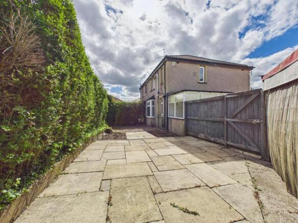 3 bed Semi-Detached for sale Image 10