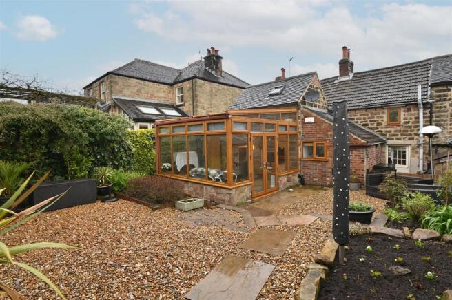 Conservatory from garden.jpg