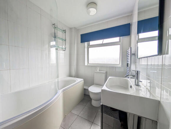 2 bed Semi-Detached for sale Image 7