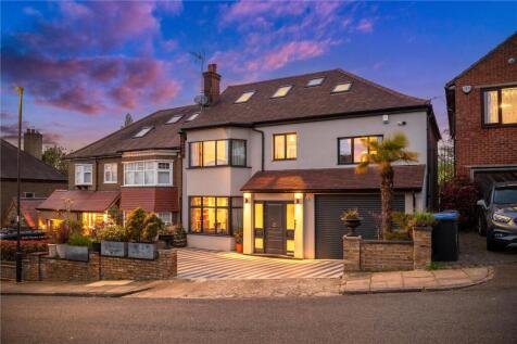 Park Way, Enfield, Greater London, EN2