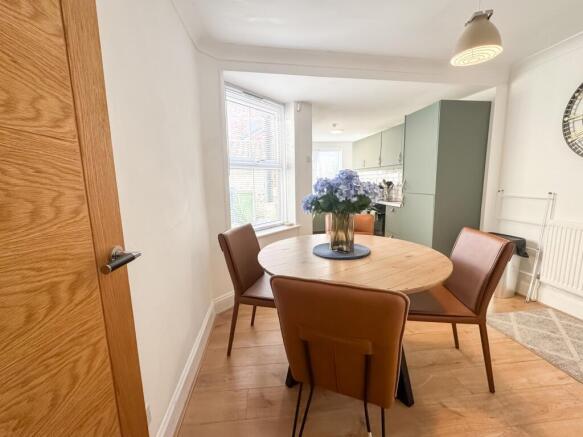 2 bed Town House for sale Image 5