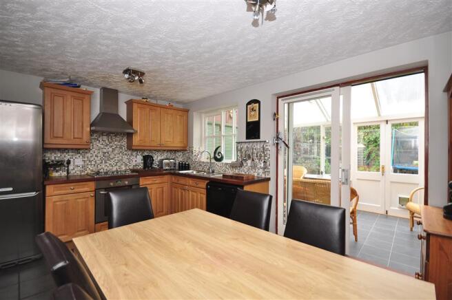 Kitchen/Breakfast Room