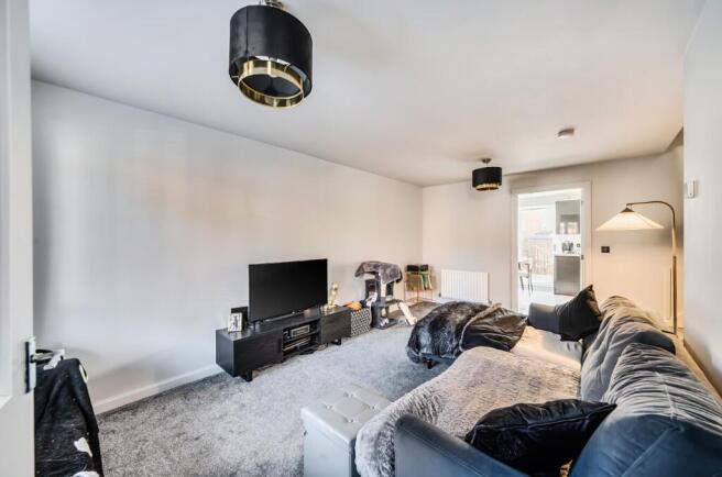 3 bed Terraced for sale Image 12