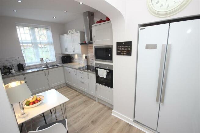 kitchen 3.JPG