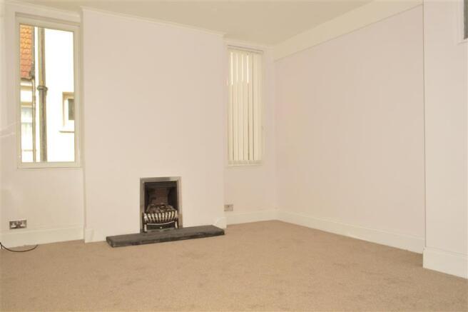 Lounge/Bedroom
