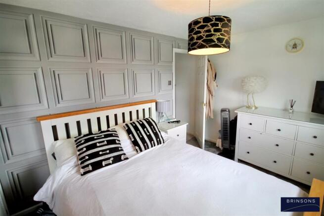 8. BEDROOM 1 (2).jpg