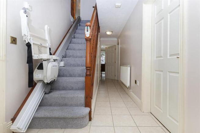 4 bed Detached for sale Image 6
