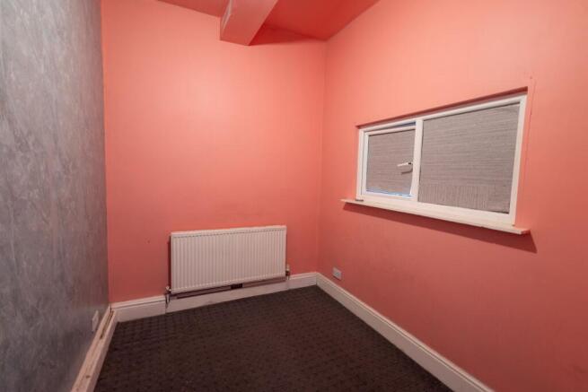 5 bed Terraced for sale Image 10