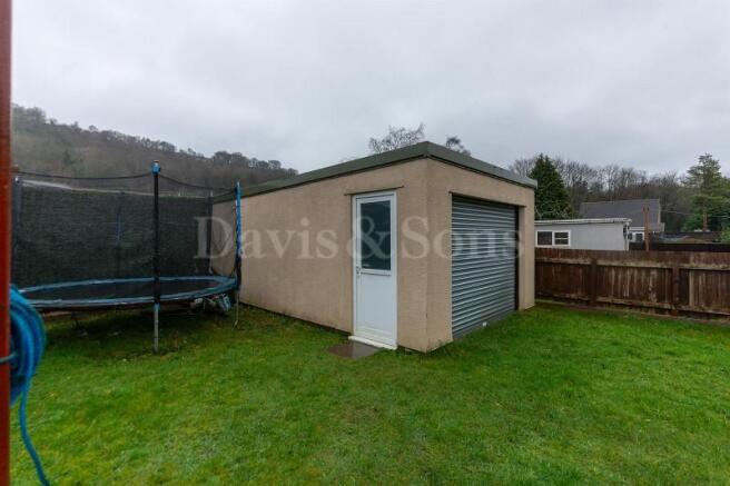 Detached Garage